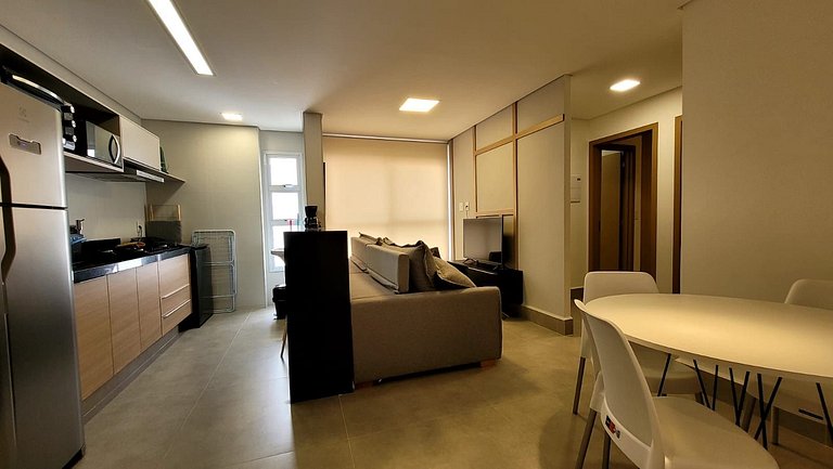 Apt en cond. con piscina en el Centro GRLB1803