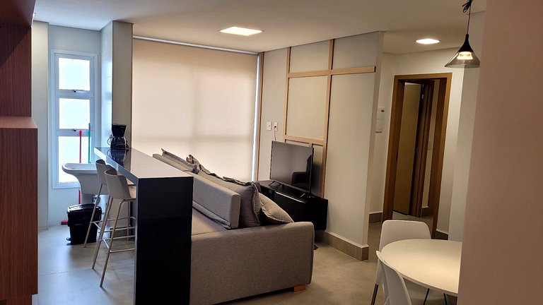 Apt en cond. con piscina en el Centro GRLB1803