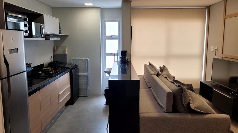 Apto em Cond. c/ piscina no Centro GRLB1803