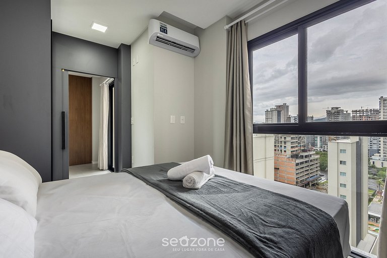 Apto em Cond. c/ Piscina a 200m da Praia FFS1207