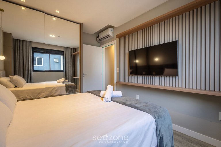 Apto em edif. c/ piscina, 350m da Praia IFT1409