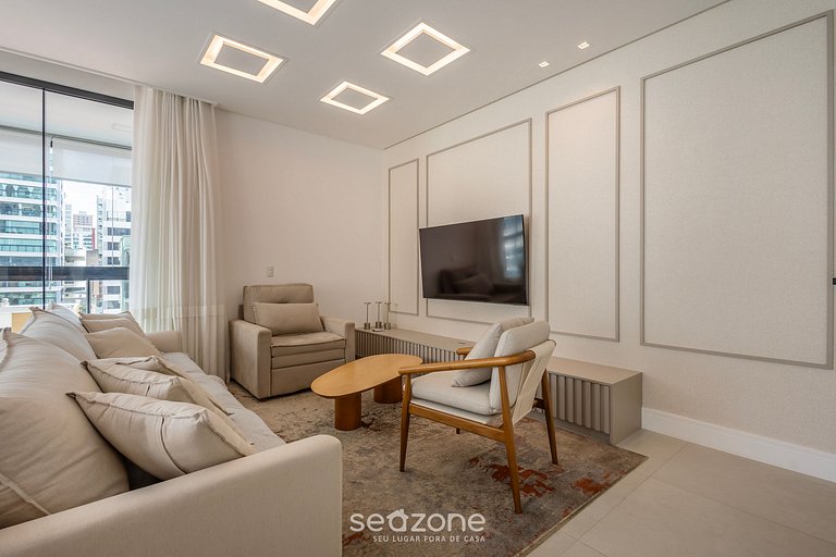 Apto c/ churrasq. a 260 m da Praia EAH0602