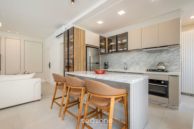 Apto c/ churrasq. a 260 m da Praia EAH0602