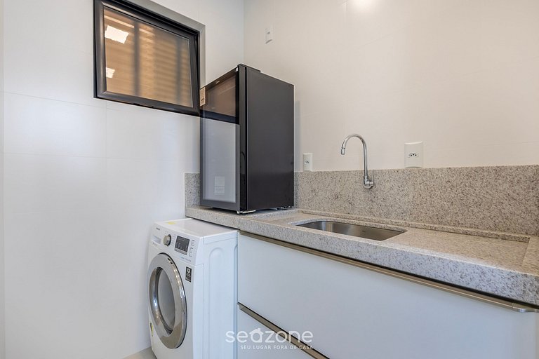 Apto c/ churrasq. a 260 m da Praia EAH0602