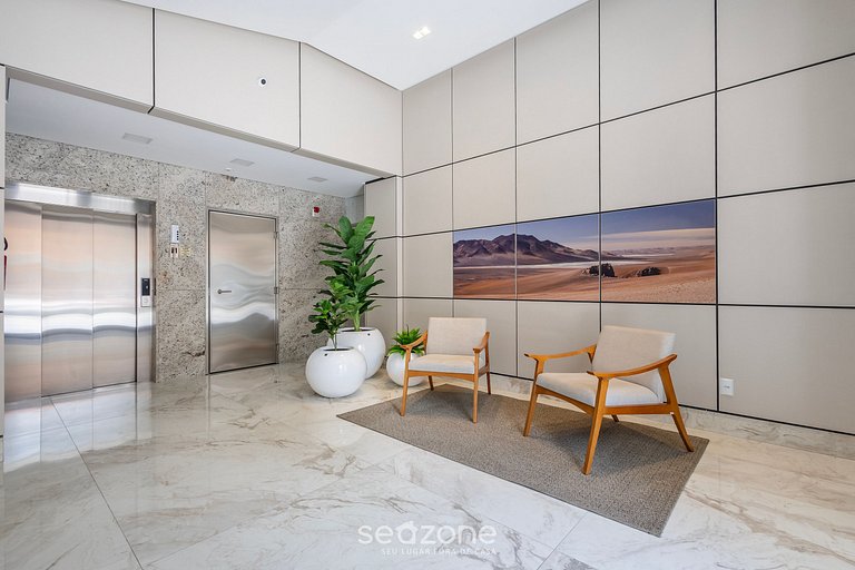 Apto c/ churrasq. a 260 m da Praia EAH0602