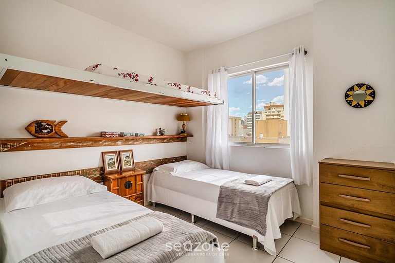 Apto Pé na Areia no Centro de Balneário ACO803