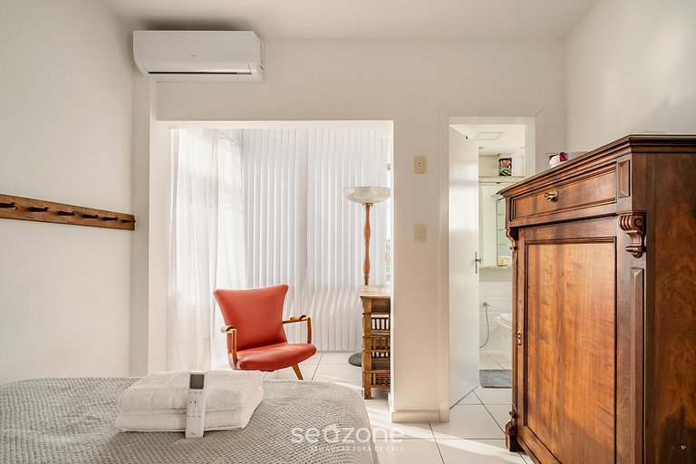 Apto Pé na Areia no Centro de Balneário ACO803