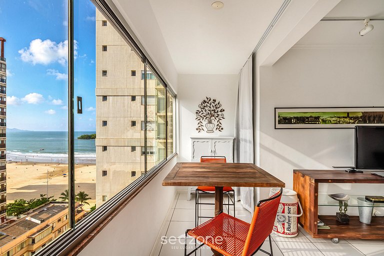 Apto Pé na Areia no Centro de Balneário ACO803