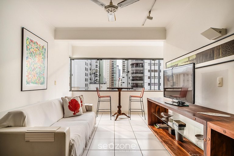 Apto Pé na Areia no Centro de Balneário ACO803