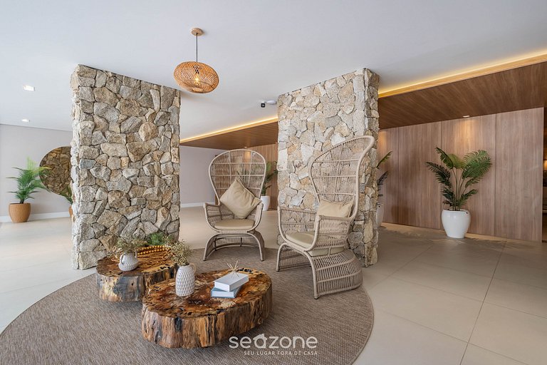 Cond. c/ Piscina a apenas 200 m da Praia de Piçarras - PTCs