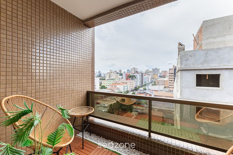 Estudio en cond. con piscina en Curitiba UPP0704