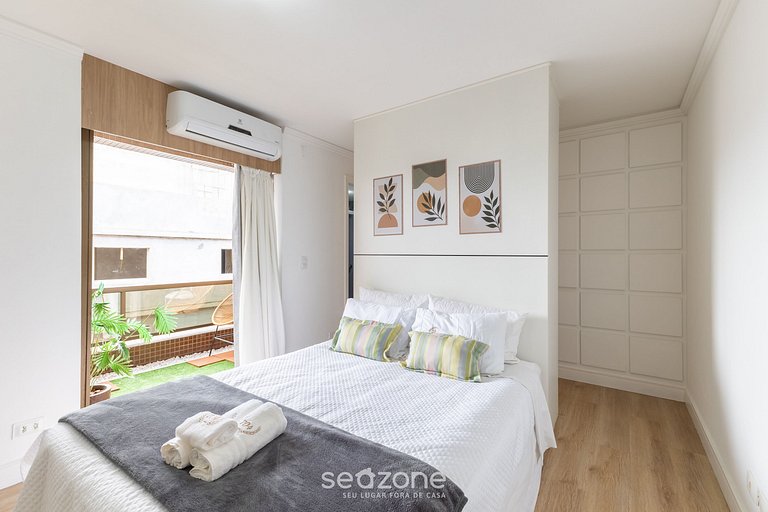 Estudio en cond. con piscina en Curitiba UPP0704