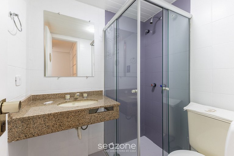 Estudio en cond. con piscina en Curitiba UPP0704