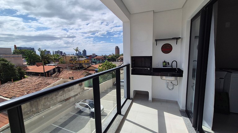 Apt em cond. c/ pisc. 650m do Beto Carrero LAV0308