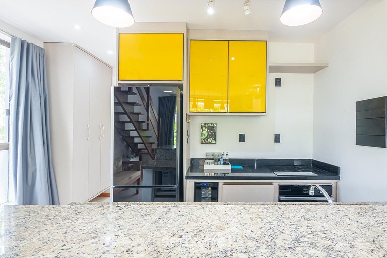 Apt de 3-HB en cond. c/ piscina, Imbassaí SVI0001