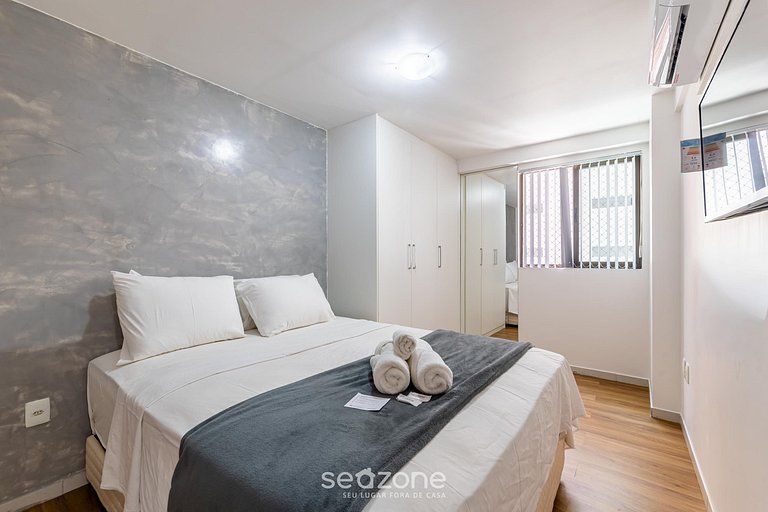 Apto em Cond. c/ Piscina, 700 m da Praia MBR0204