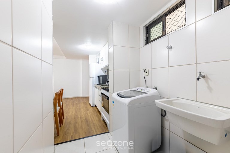 Apto em Cond. c/ Piscina, 700 m da Praia MBR0204