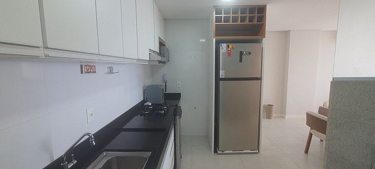 Apto em cond. com fácil acesso ao mar ARE1502