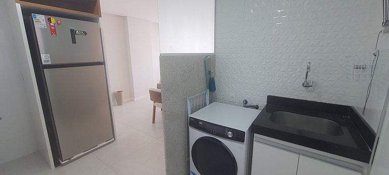 Apto em cond. com fácil acesso ao mar ARE1502