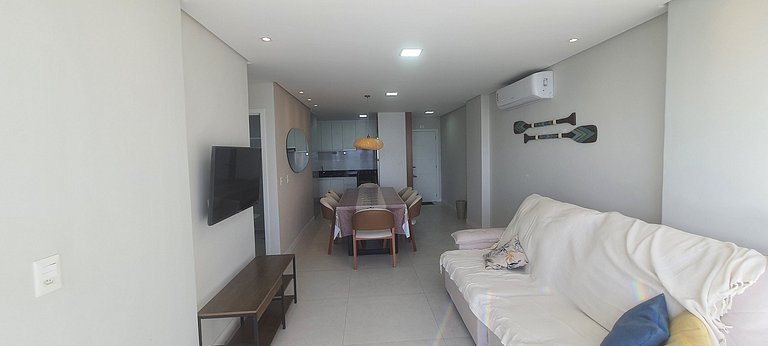 Apto em cond. com fácil acesso ao mar ARE1502