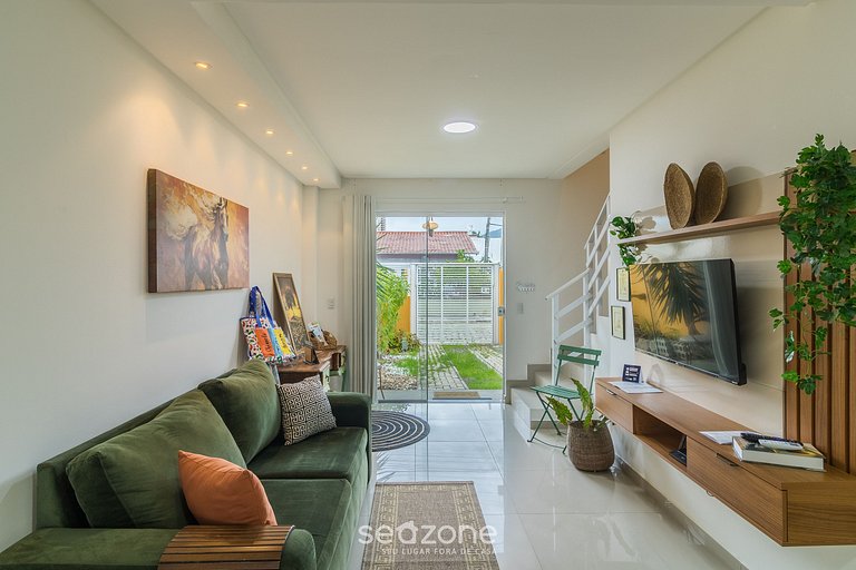 Sobrado com 2 suítes em Perequê BFJ0506