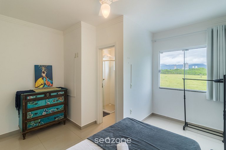 Casa de dos pisos con 2 suites en Perequê BFJ0506