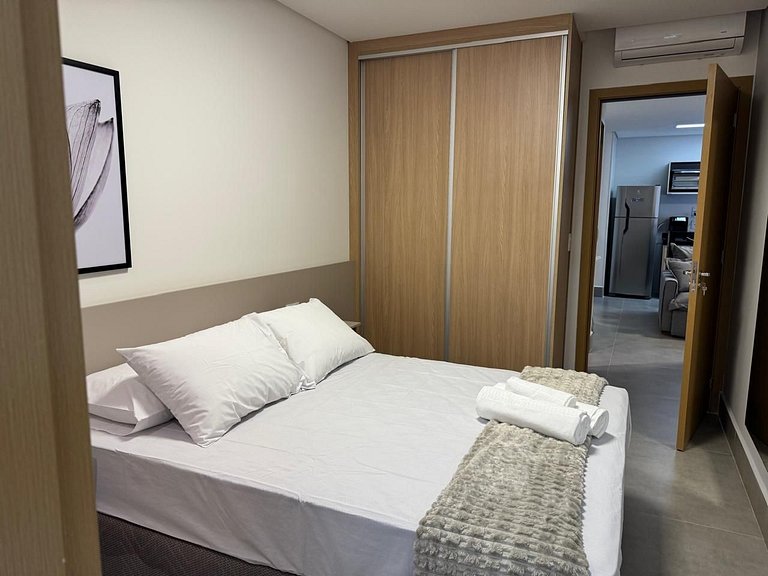 Apto en Cond. c/ Piscina y gimnasio GRLB0903