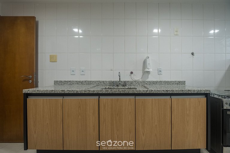 Apto 2 Quartos a 160m da Praia EWH0404