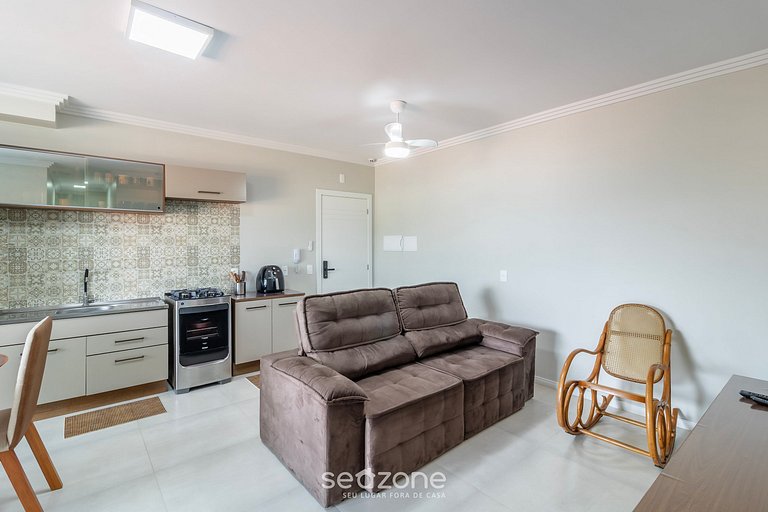 Apt em cond. c/ pisc. 650m do Beto Carrero LAV0308