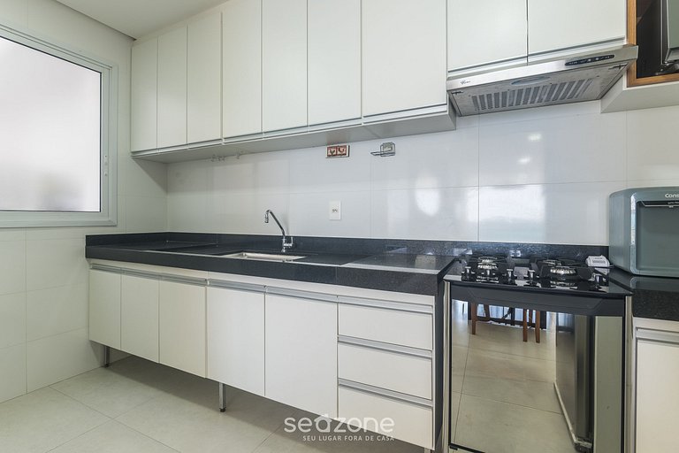 Apto em cond. com fácil acesso ao mar ARE1502