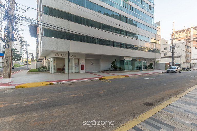 Apto en cond. con fácil acceso al mar ARE1502