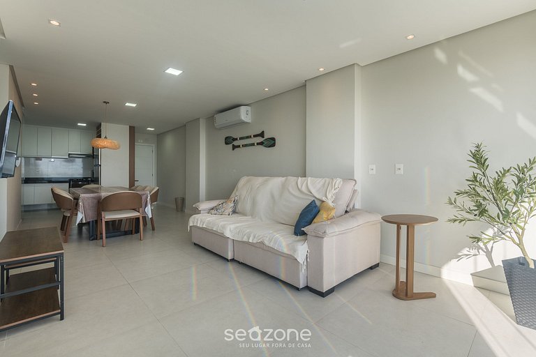 Apto en cond. con fácil acceso al mar ARE1502