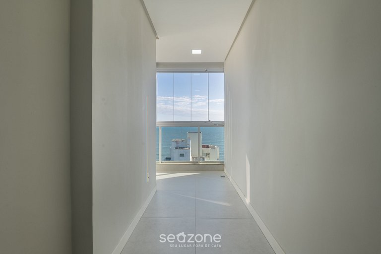 Apto em cond. com fácil acesso ao mar ARE1502