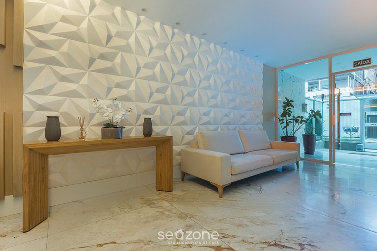 Apto em cond. com fácil acesso ao mar ARE1502