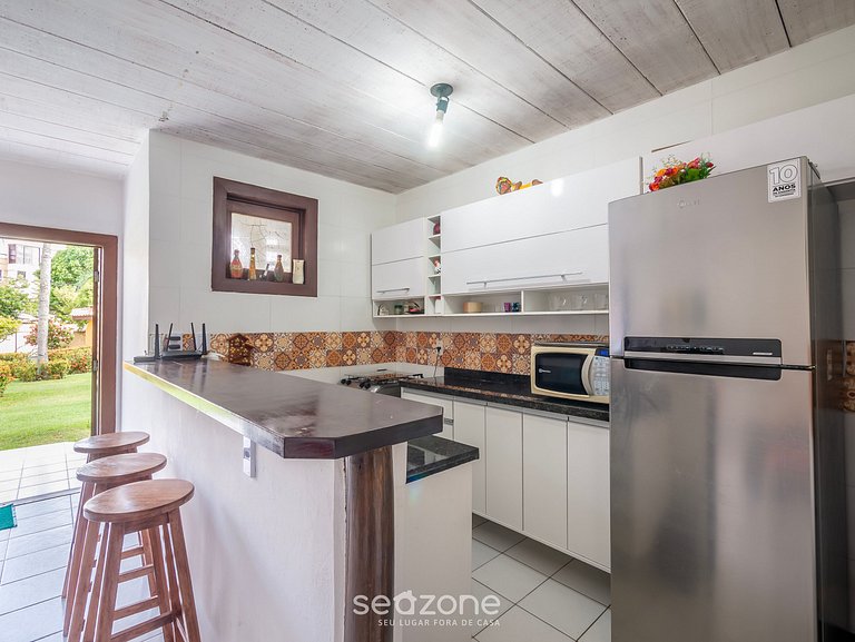 Apto em cond. c/ Piscina e churrasq. CVC0005