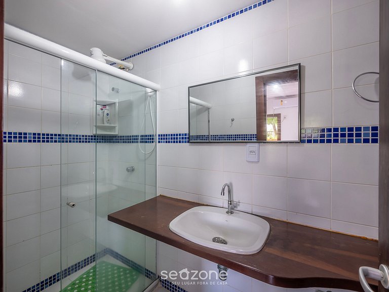 Apto em cond. c/ Piscina e churrasq. CVC0005