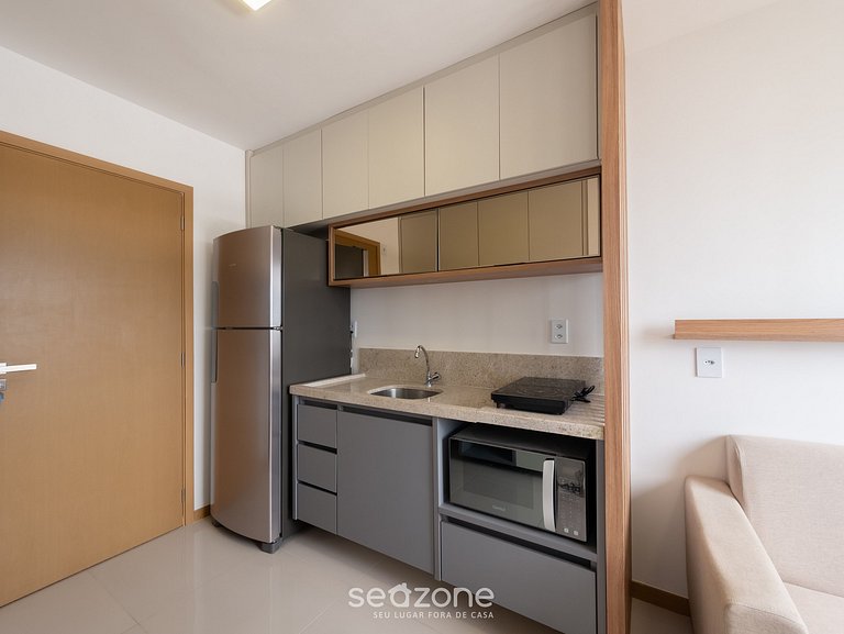 Apto em prédio c/ piscina em Salvador HFO1001