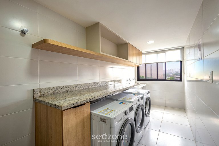 Estúdio em Cond. c/ Piscina e Academia FTW1106