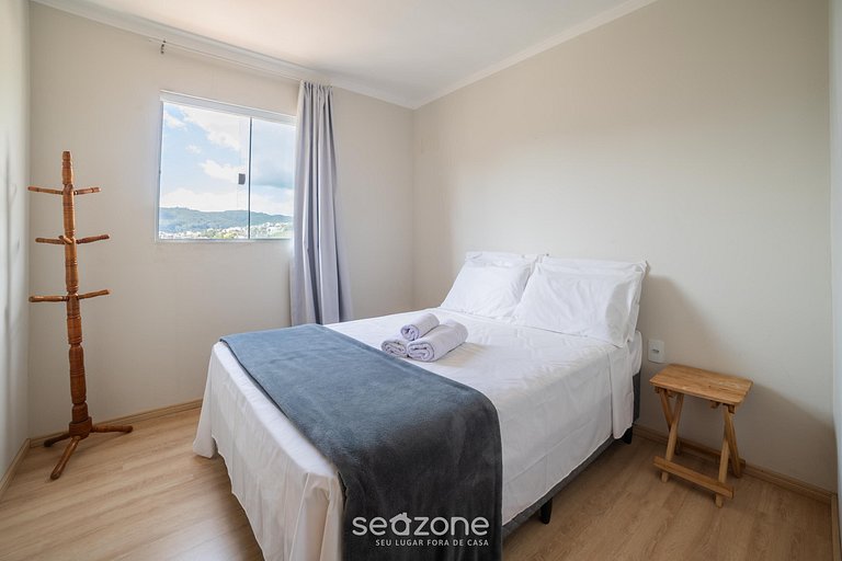 Apt c/ terraza c/ vistas a la montaña CLD0032