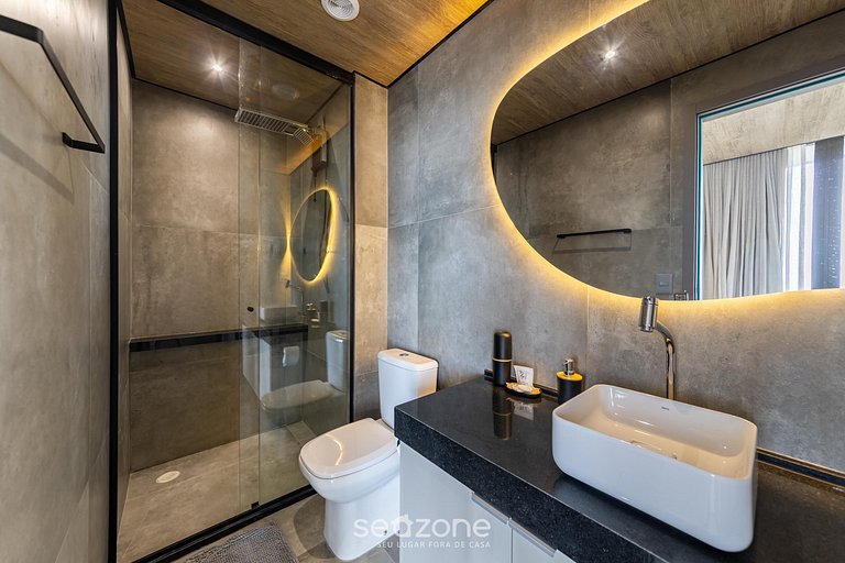 Studio con Balcón y Vista Mar Lateral NWT0820