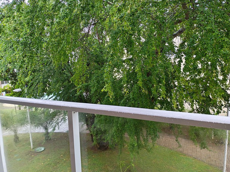 Apto em Cond. c/ Piscina em Guarajuba AGU0000