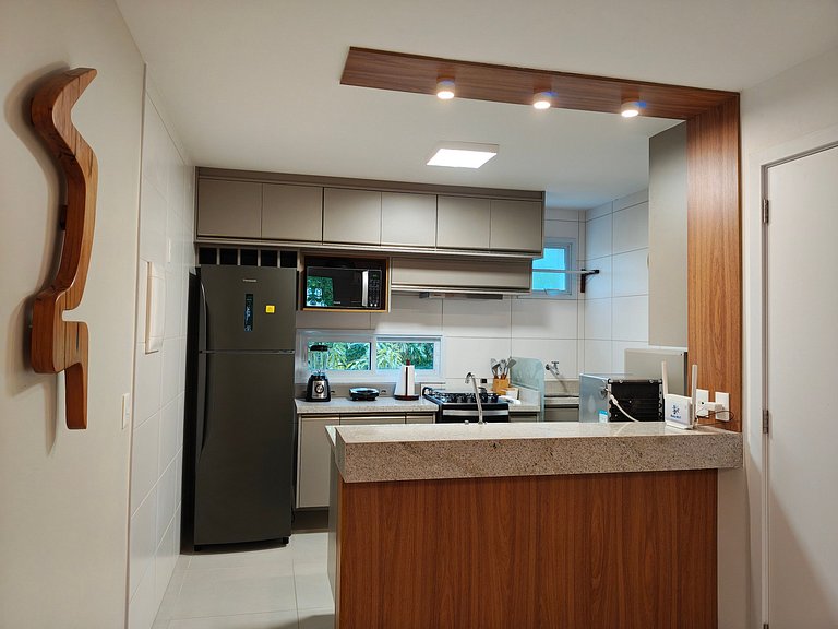 Apto em Cond. c/ Piscina em Guarajuba AGU0000