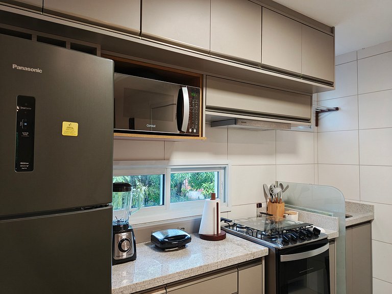 Apto em Cond. c/ Piscina em Guarajuba AGU0000