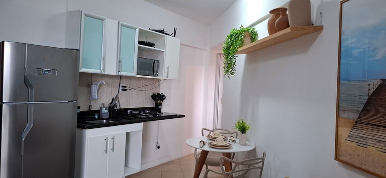 Apto em Cond. c/ Piscina a passos da Praia ESN0702