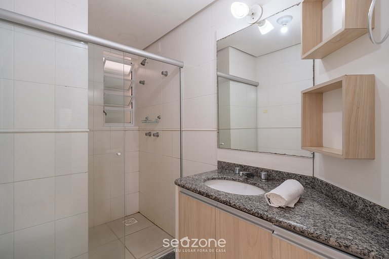 Apto c/ Churrasq. a 300m da Praia EPW0202