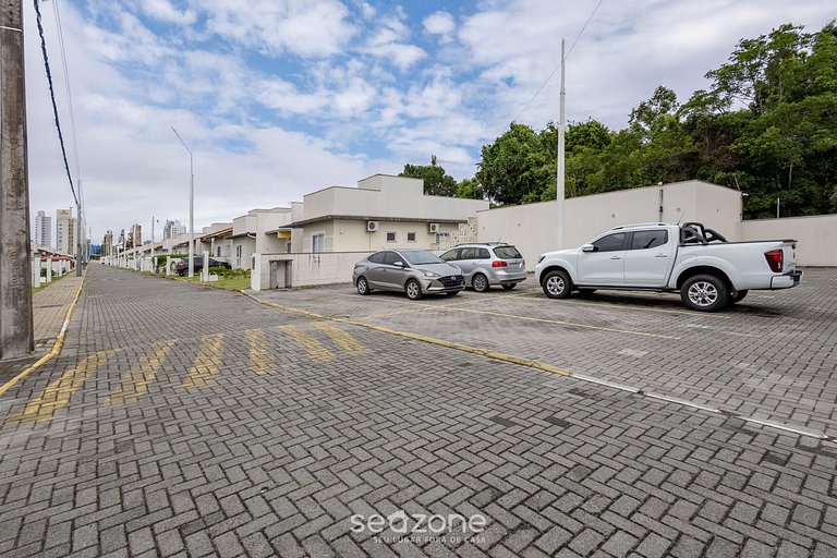 Apto 2Q c/ Churrasqueira a 600m da Praia RAG0406