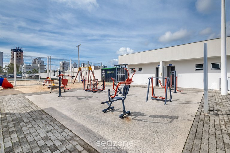 Apto 2Q c/ Churrasqueira a 600m da Praia RAG0406