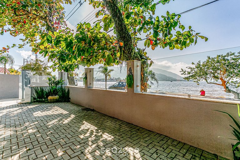 Apto de frente lagoa da conceição