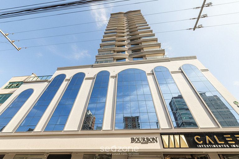 Apto c/ varanda gourmet a 700m da Praia BON1101