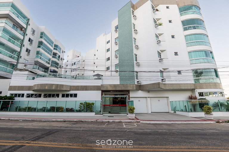 Apto vista frente mar em Cond. c/ Piscina EMQ0403